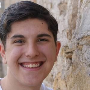 Meet your Posher, Logan